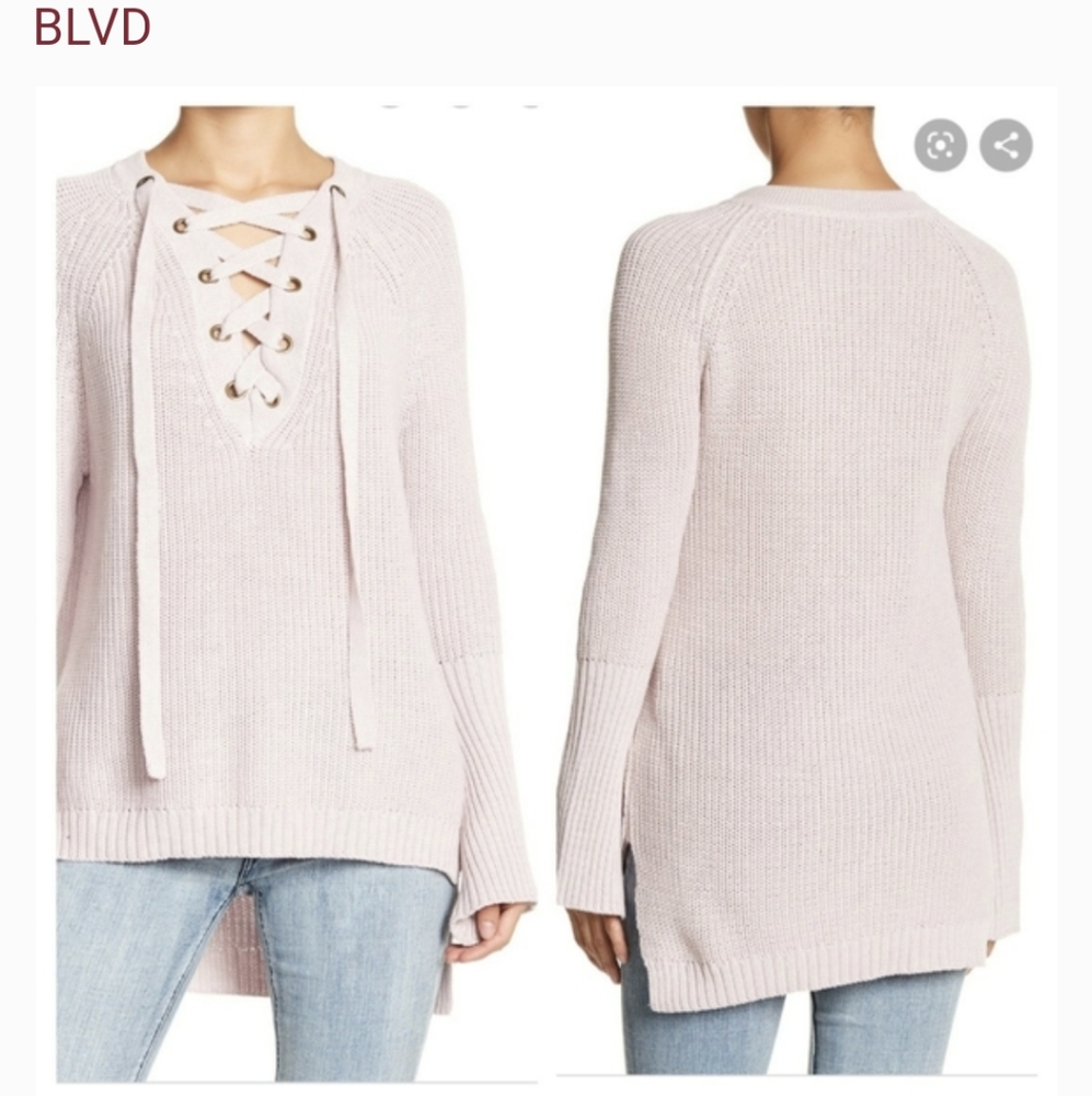 BLVD Knit Lace Front Tunic asymmetric hem Sz: S/M NWT